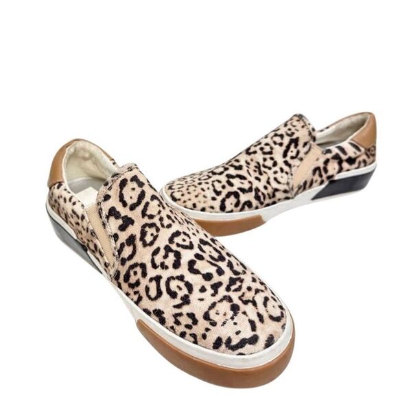 Dolce Vita Sneakers‎ Size 7 Leopard Print Fabric Upper Slip On Shoes - Picture 5 of 8